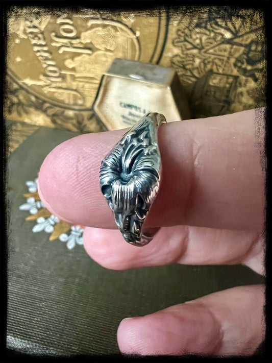 Easter Lily Birth Month Flower Ring-March 22-April 25